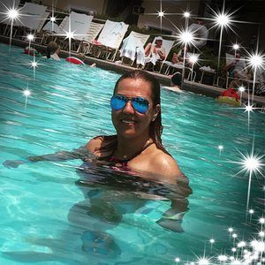 Meet your Posher, Damaris